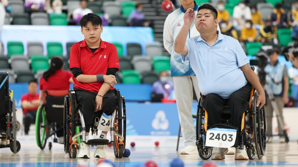 爱与温暖“滚滚”而来——记全国残特奥会上的三个硬地滚球之家