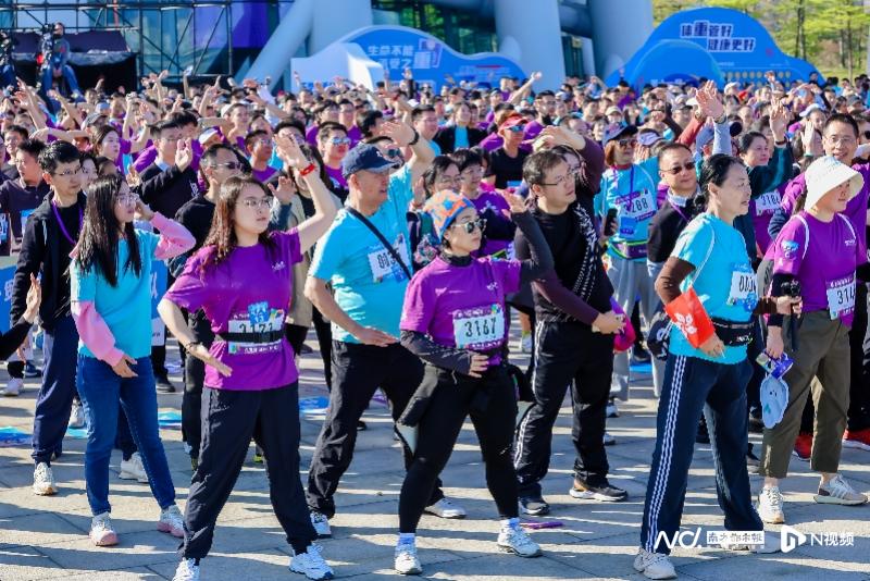 迎接十五运，共登“小蛮腰”！2024广州塔国际登高赛举行