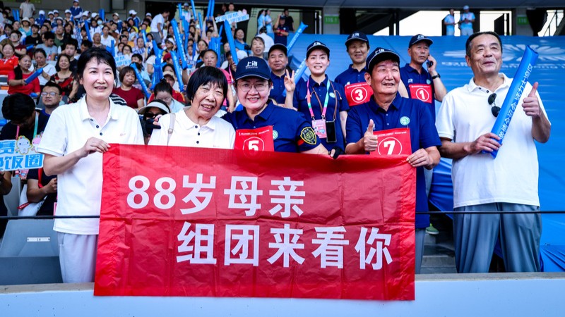 88岁母亲组团来看你！十五运门球赛深圳大运中心开打