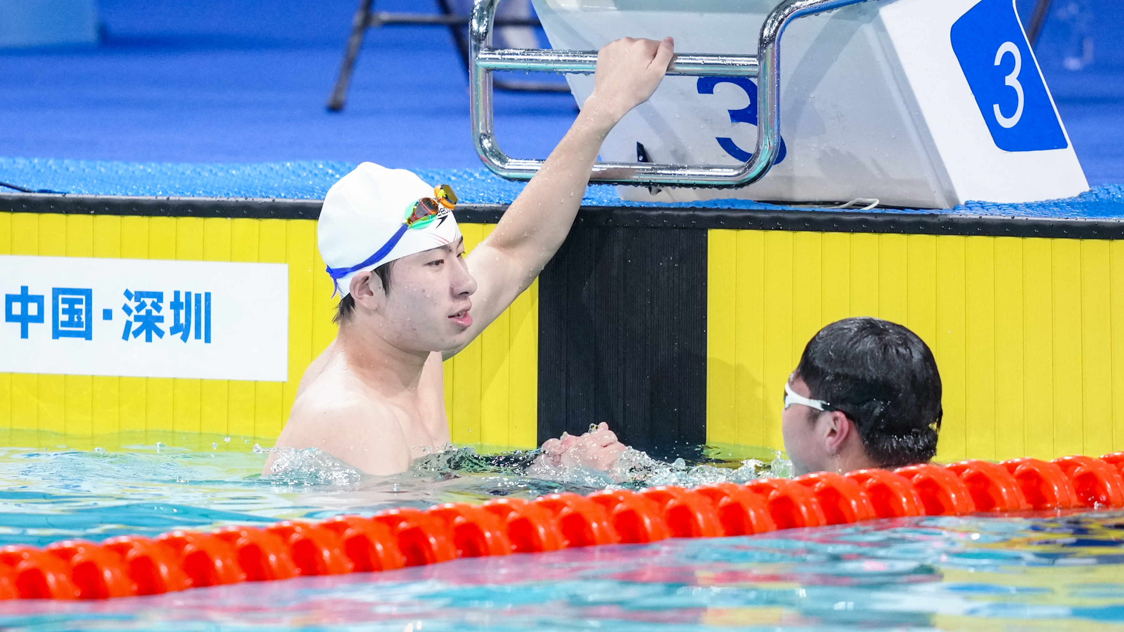 生命之光燃赛场，融合之花艳湾区